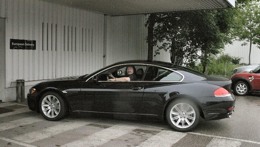 Driving 650 for first time 2006-05-29@0019-36